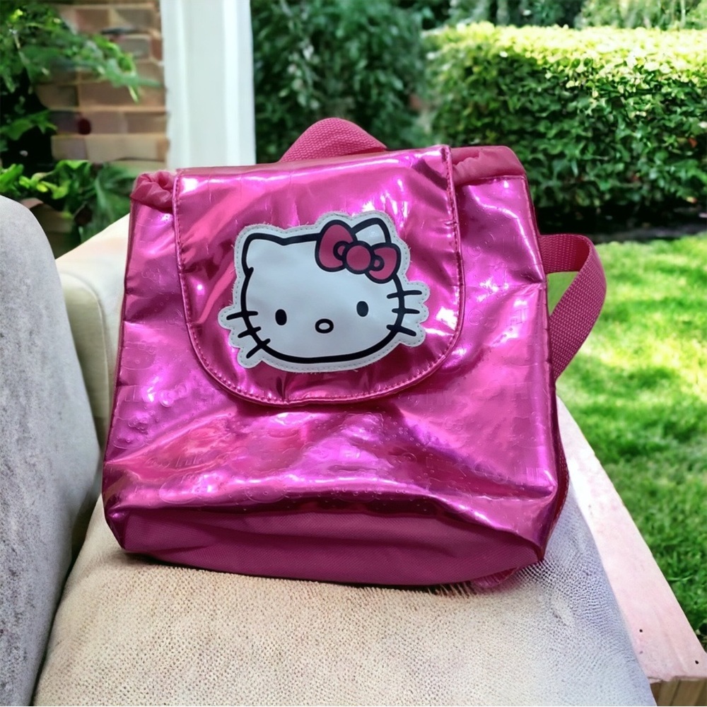 Hello Kitty ~ Mini Backpack - Picture 2 of 11